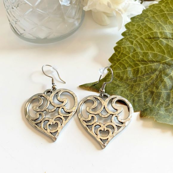Heart Earrings Scroll Work Silver Tone Dangle Drop - Picture 4 of 4